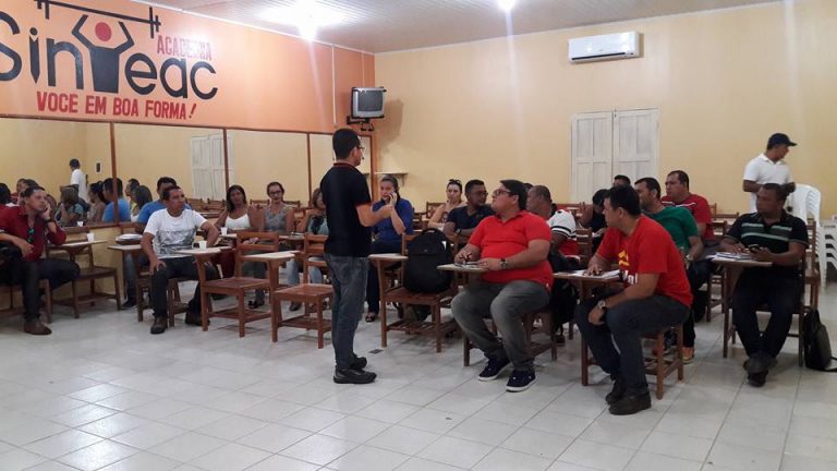 TARAUACÁ: SINTEAC, VEREADORES E GESTORES ESCOLARES DEBATEM LEI MUNICIPAL