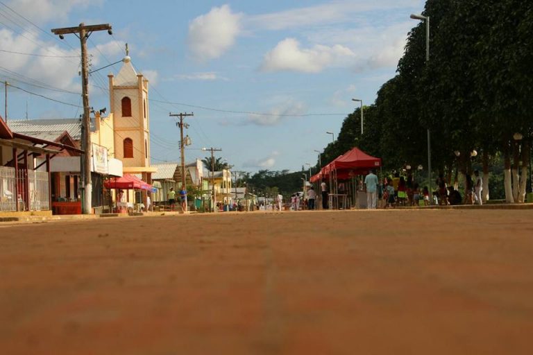 JORDÃO: NO DIA DO ANIVERSÁRIO DO MUNICÍPIO, RADIALISTA MAURO BRITO PRESTA SUA HOMENAGEM