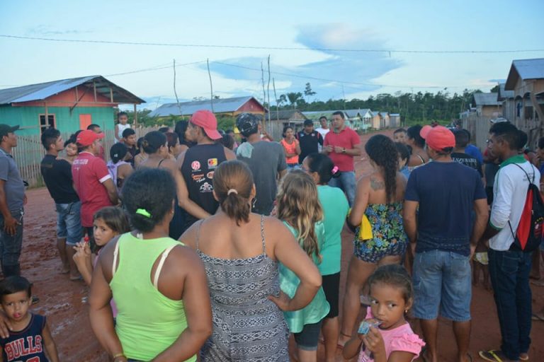 TARAUACÁ: VEREADOR CARLOS ACUSA PREFEITA DE INCENTIVAR INVASÃO EM ÁREA PÚBLICA