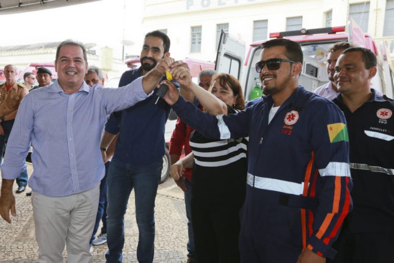 TARAUACÁ: MUNICÍPIO GANHA NOVA AMBULÂNCIA PARA ATENDIMENTO DA COMUNIDADE
