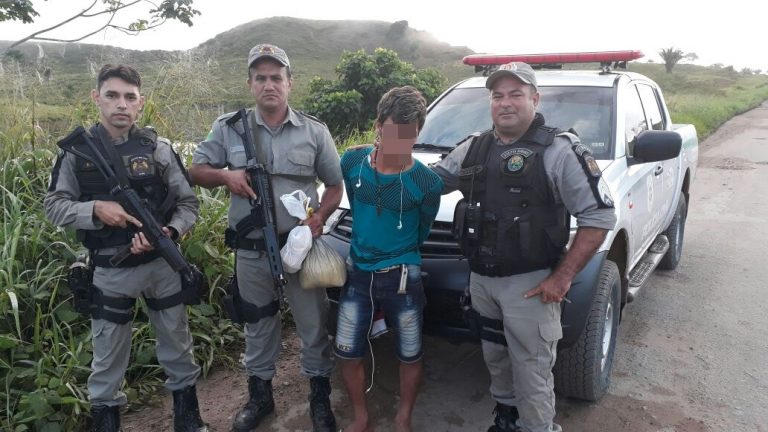 TARAUACÁ: POLÍCIA MILITAR PRENDE MAIS UM JOVEM A SERVIÇO DO TRÁFICO DE DROGAS