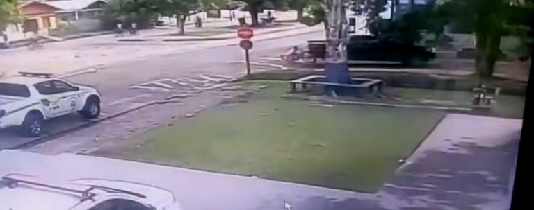 TARAUACÁ: CRIANÇA ESCAPA MILAGROSAMENTE DE ACIDENTE DE TRÂNSITO