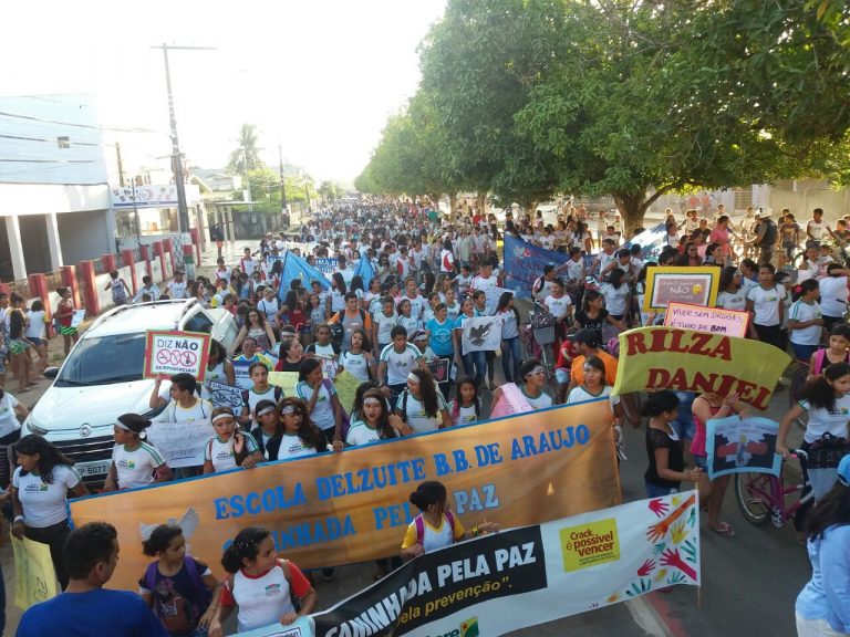 TARAUACÁ: CAMINHADA PELA PAZ ENCERRA 5º SEMANA ESTADUAL SOBRE DROGAS