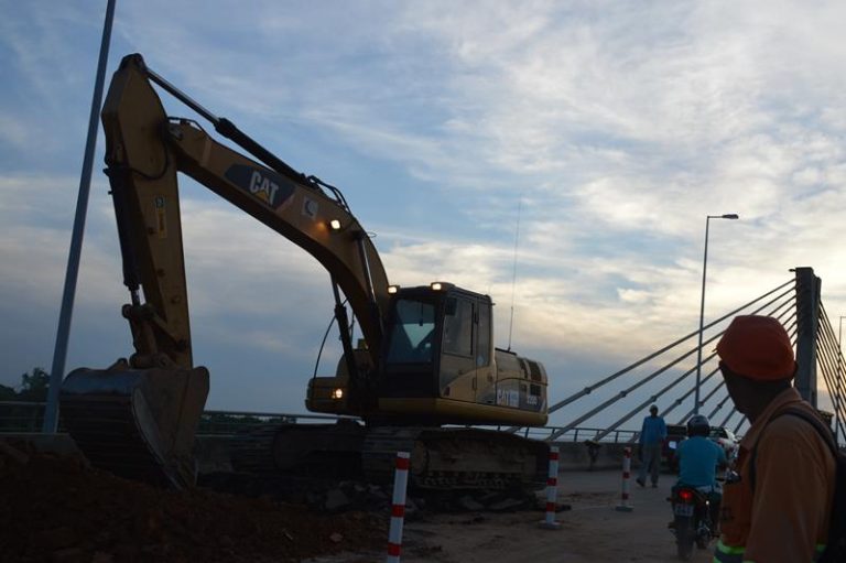 TARAUACÁ: DNIT RECUPERA CABECEIRA DA PONTE SOBRE O RIO DO MUNICÍPIO
