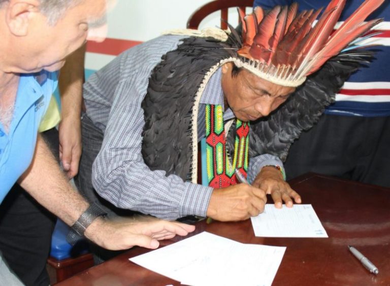 TARAUACÁ: MANOEL KAXINAWÁ DEIXA A FRENTE POPULAR E VAI SER CANDIDATO A DEPUTADO ESTADUAL PELO PP DE GLADSON.