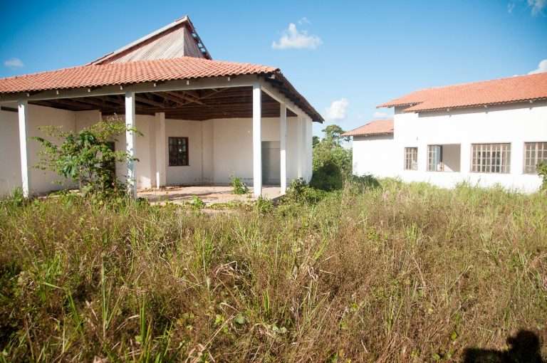 Governo de Sebastião paga multa milionária por não atingir objetivo de contrato com o BNDES