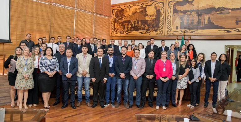 Sancionada Lei, de autoria de Jesus Sérgio, que institui o Dia Estadual do Auditor de Controle Externo do TCE