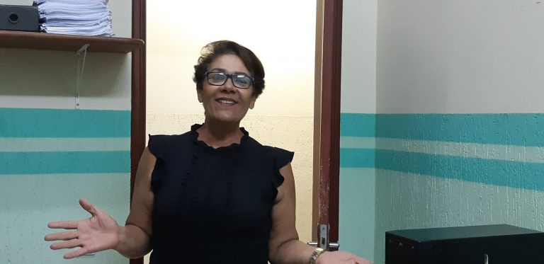 TARAUACÁ: JOVENS SUPOSTAMENTE DROGADOS TOMAM CELULAR DE PROFESSORA EM PLENA LUZ DO DIA.