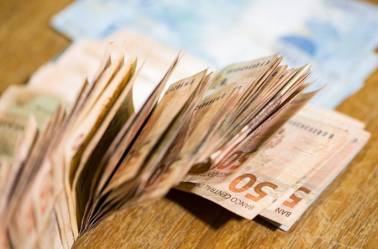 TARAUACÁ: PREFEITURA PAGA HOJE SALÁRIOS DE NOVEMBRO