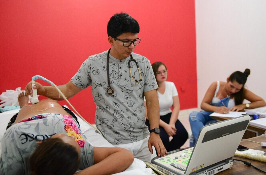 Médicos realizam ação de saúde em comemoração aos 106 de emancipação política de Tarauacá