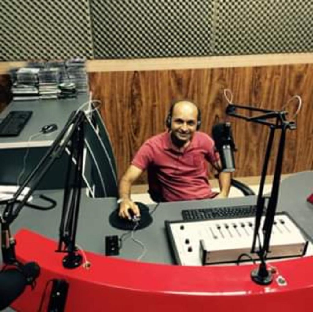 ELIAS ALMEIDA E JORGE LUIS estreiam O programa A Voz do Povo na RADIO BOAS NOVAS EM FEIJÓ , NESTA SEGUNDA -FEIRA