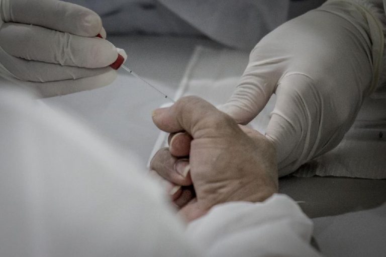 Brasil ultrapassa 545 mil mortes por Covid; média móvel é a menor desde 26 de fevereiro