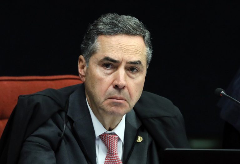 Barroso atende a pedido do TRE do Amapá e adia eleições em Macapá