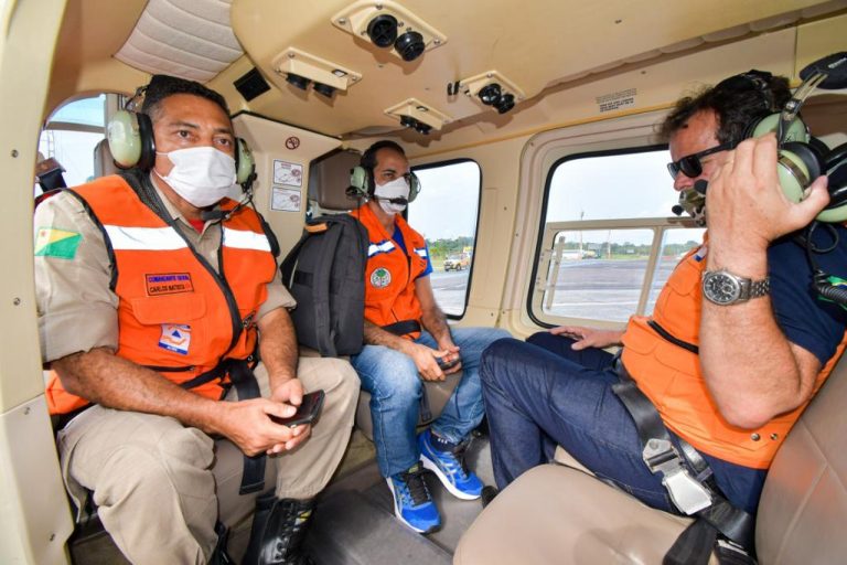 Em Cruzeiro do Sul, Secretário Nacional de Defesa Civil garante apoio a afetados por enchente