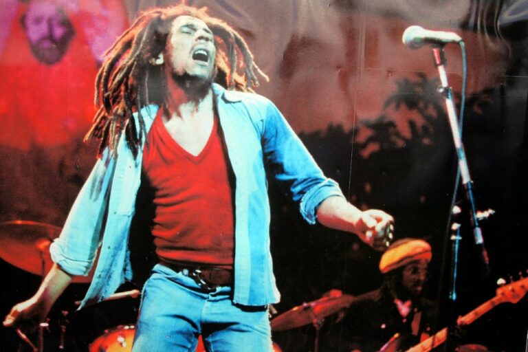 40 anos sem Bob Marley: Artistas do reggae citam músicas favoritas que marcaram legado do cantor