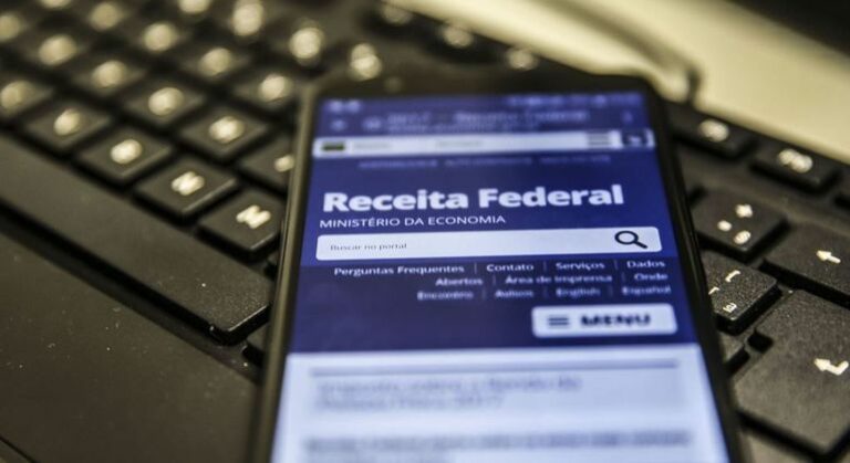 Imposto de Renda: 10,1 milhões estarão isentos em 2024, dizem auditores da Receita; total fica abaixo do estimado pelo governo