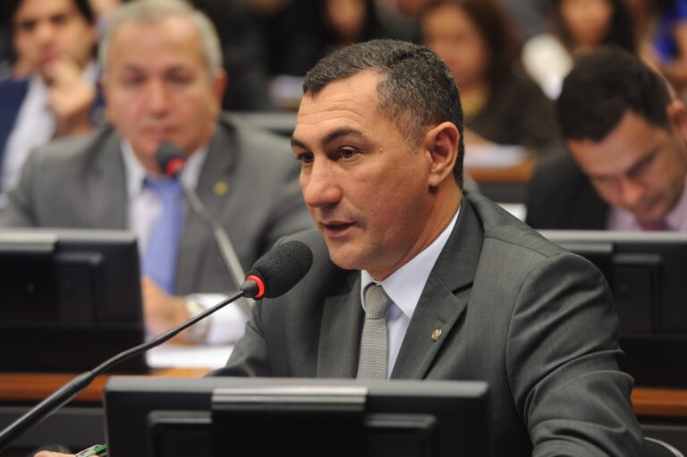 Jesus Sérgio apresenta emenda à LDO para garantir reajuste anual dos Agentes Comunitários de Saúde