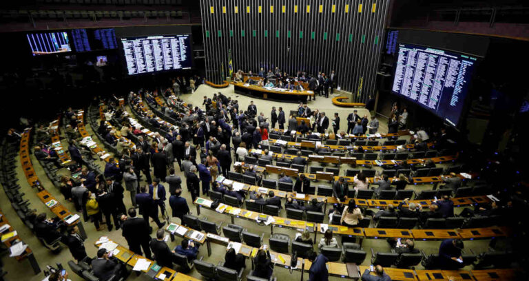 Redução da alíquota do IR vai injetar R$ 100 bi na economia, diz Sabino