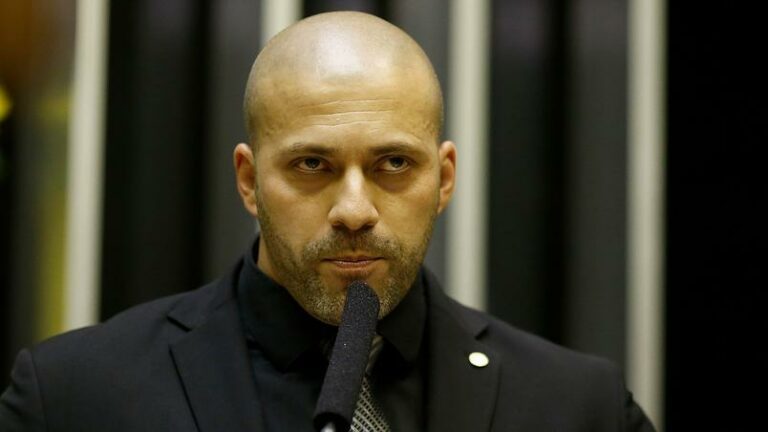 STF condena Daniel Silveira à perda do mandato e dos direitos políticos e a 8 anos e 9 meses de prisão