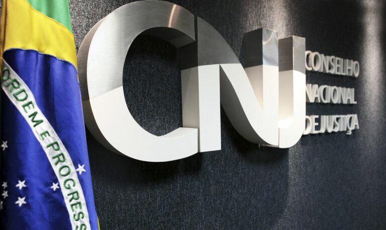 CNJ aprova regra para registro de crianças com sexo ignorado
