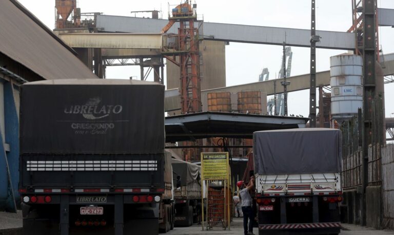 Governo diz que mobilização de caminhoneiros não bloqueia estradas