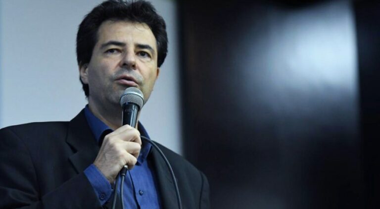 Mais crédito, emprego, renda e juros menores, diz Sachsida sobre novo programa