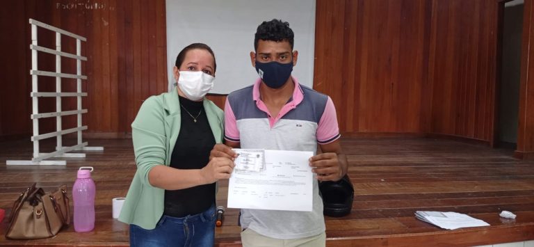 Prefeitura de Rodrigues Alves realiza a entrega dos Cartões do Auxílio Brasil a 444 famílias