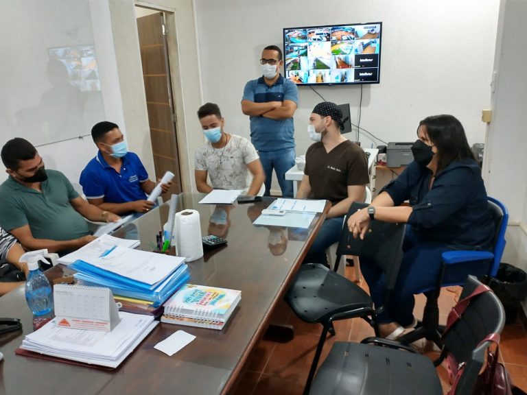 Em Cruzeiro do Sul,  Secretaria de saúde e funerárias alinham protocolos relacionados aos óbitos pela Covid-19