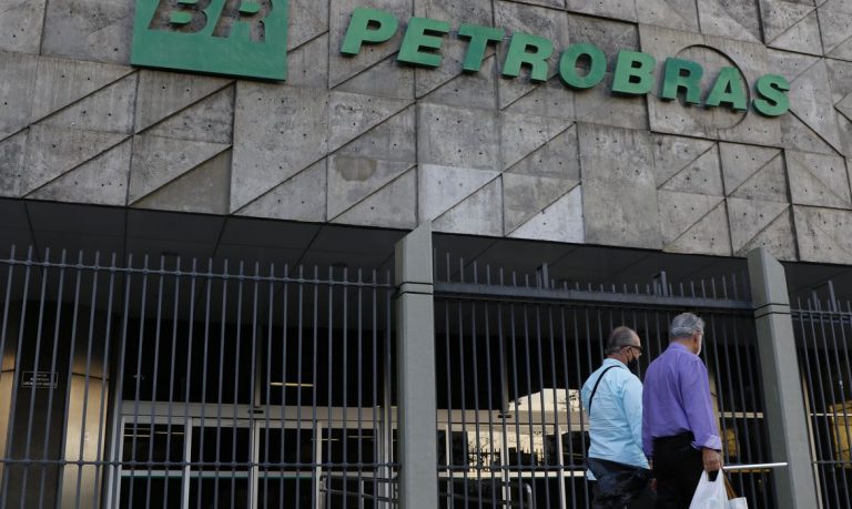 União perde cadeira no Conselho de Administração da Petrobras para acionistas