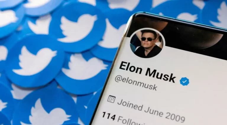 Musk se compromete a mobilizar mais recursos próprios para a compra do Twitter
