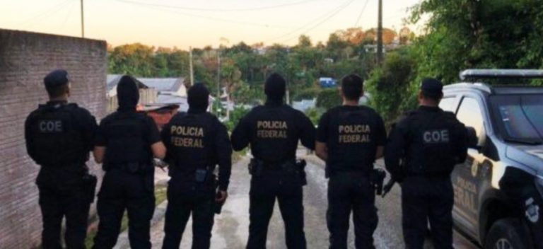 Bolsonaro veta reajuste para carreiras policiais e Abin na LDO