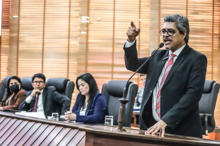 Edvaldo defende pagamento imediato de indenização extraordinária aos trabalhadores do Depasa/Saneacre e Detran, prevista na legislação