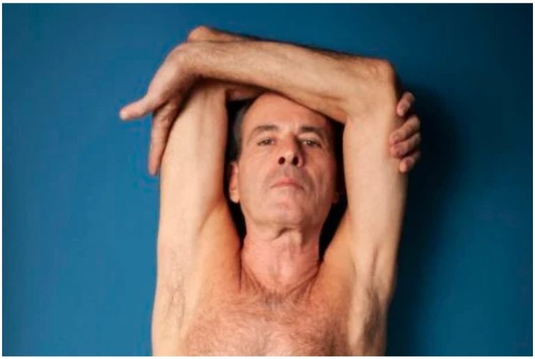 Ney Matogrosso desabafa sobre vício em sexo: “Transar todos os dias”