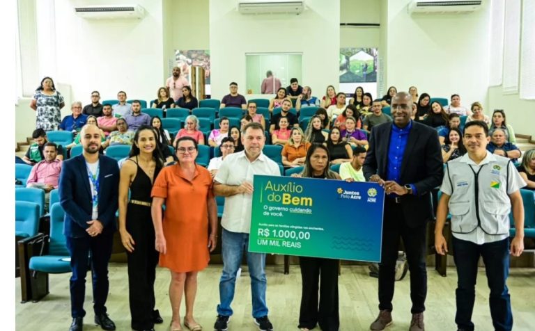 Governo lança Auxílio do Bem e anuncia pagamento de mil reais para 750 famílias atingidas pela enchente no Acre