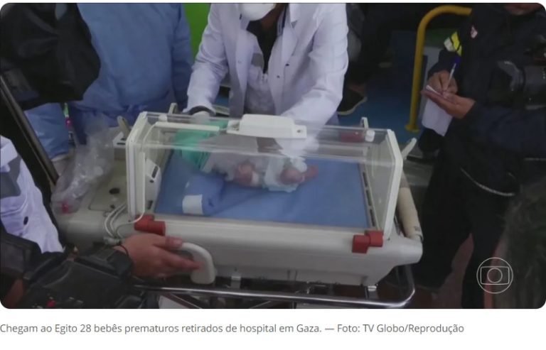Chegam ao Egito 28 bebês prematuros retirados de hospital em Gaza