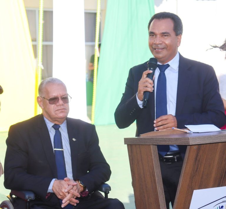 Em Rodrigues Alves, prefeito Jailson Amorim completa 40 meses consecutivos pagando a folha salarial dos servidores do município no dia 20