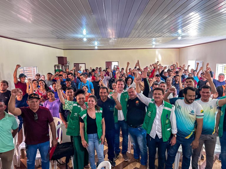 Após  conseguir  a liberação  de R$ 8 milhões de crédito  fomento, prefeito Jailson Amorim discute com  Incra e produtores ruais  Regularização Fundiária em Rodrigues Alves 