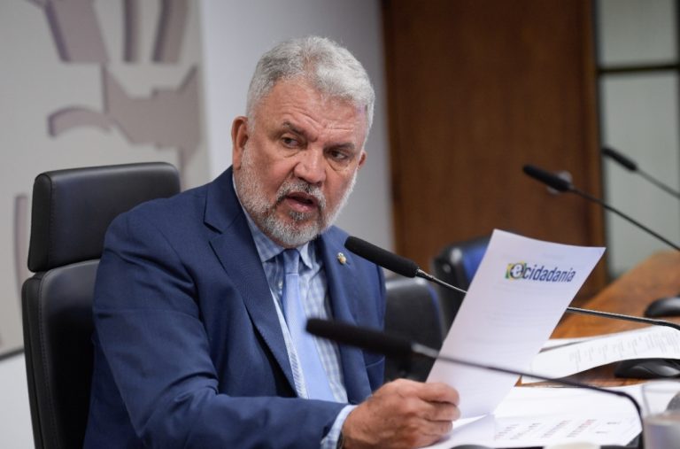 Petecão propõe benefício financeiro mensal para garantir renda aos pequenos produtores situados na floresta amazônica