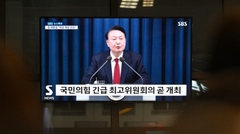 Parlamento sul-coreano aprova impeachment do presidente Yoon Suk-yeol