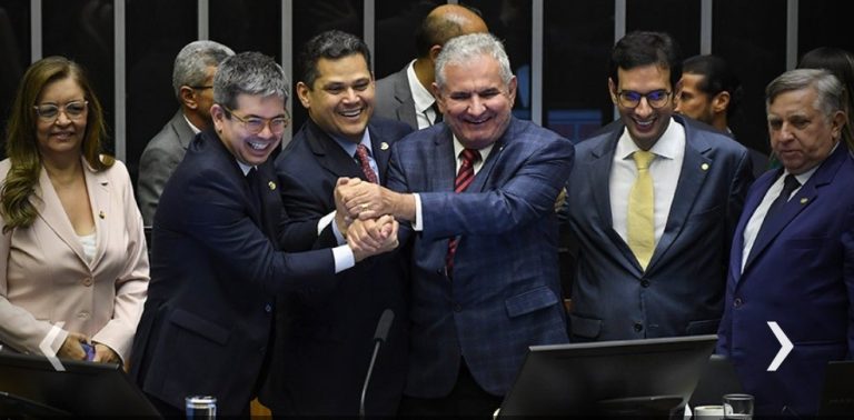 Congresso aprova Orçamento de 2025 para destinação de R$ 5,8 trilhões