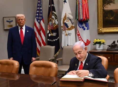 trump-deu-sinais-de-que-eua-sabia-do-ataque-de-israel-ao-ira