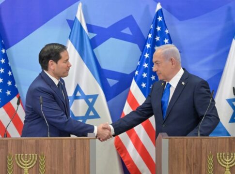 apos-ataque-de-israel,-casa-branca-diz-que-ira-nao-deve-mirar-os-eua