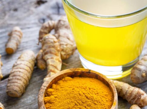 curcuma:-nutricionista-revela-melhor-forma-de-consumir-a-especiaria