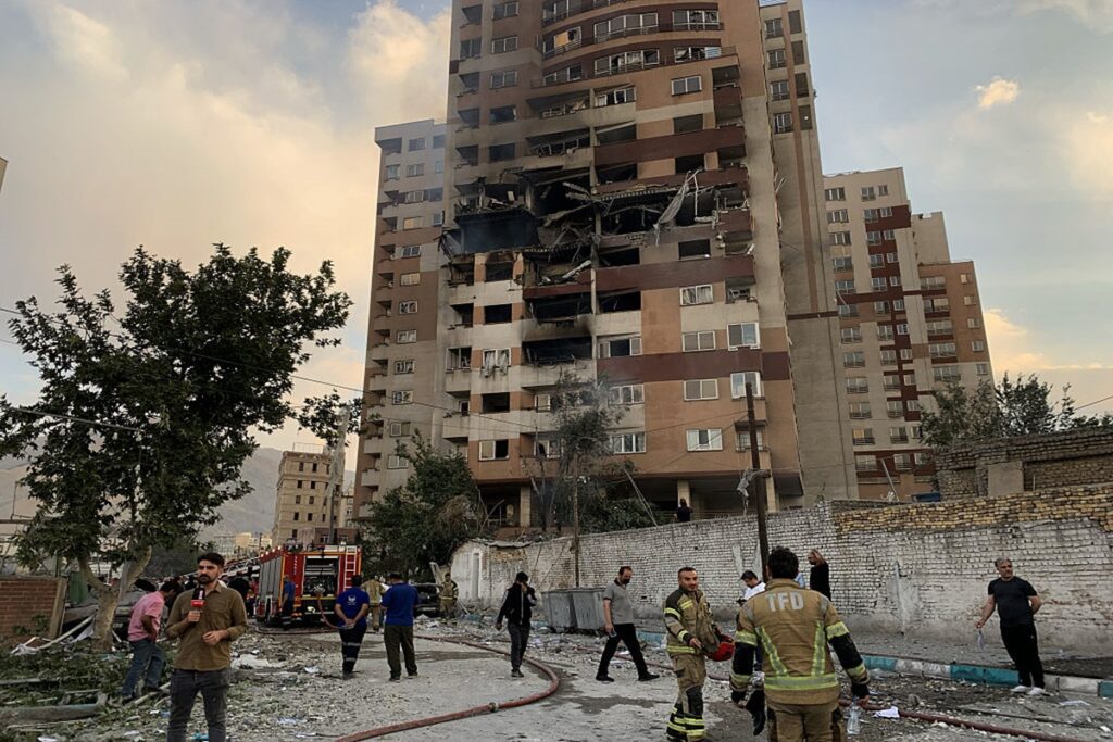 israel-diz-que-destruiu-maior-local-de-enriquecimento-de-uranio-do-ira