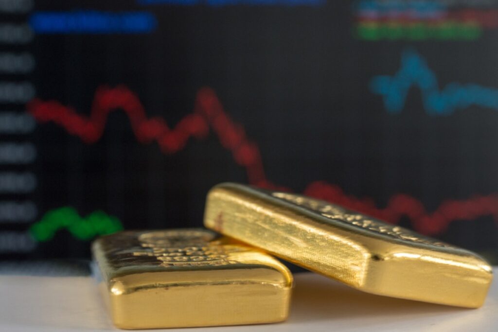 com-investidor-buscando-seguranca,-ouro-dispara-apos-ataque-de-israel