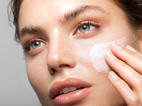 creme-antirrugas-com-apenas-2-ingredientes-nutre-e-rejuvenesce-a-pele
