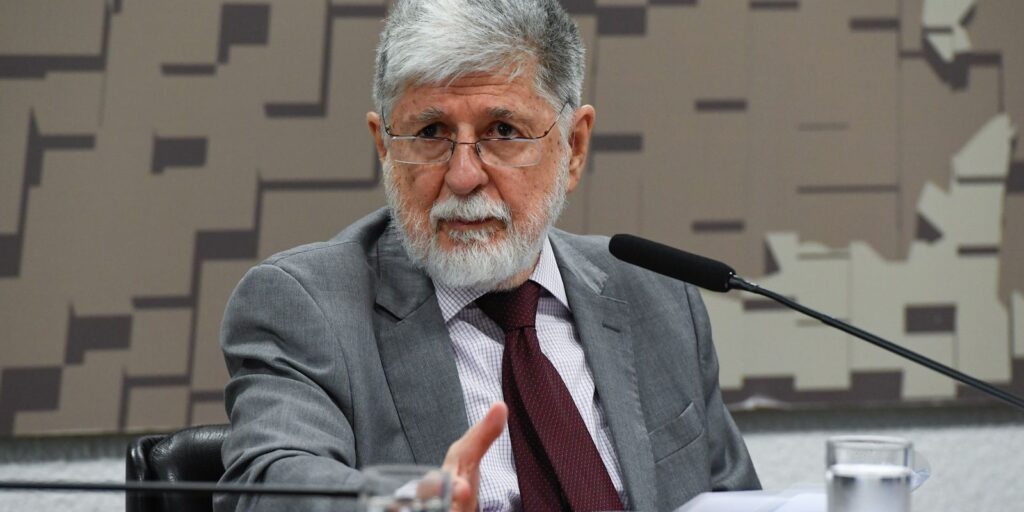 brasil-estuda-medidas-para-romper-relacoes-militares-com-israel