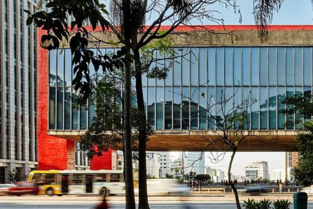 masp-e-investigado-pela-venda-de-cavaletes-originais-de-lina-bo-bardi