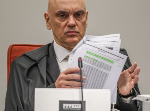 moraes-pede-que-meta-envie-dados-sobre-perfil-que-seria-usado-por-cid