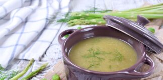5-receitas-de-caldos,-cremes-e-sopas-low-carb-perfeitas-para-o-frio